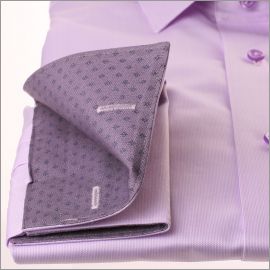 Chemise mauve à col et poignets mousquetaires à motifs violets