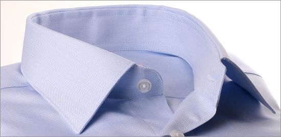 Chemise tissu natté bleu clair et blanc